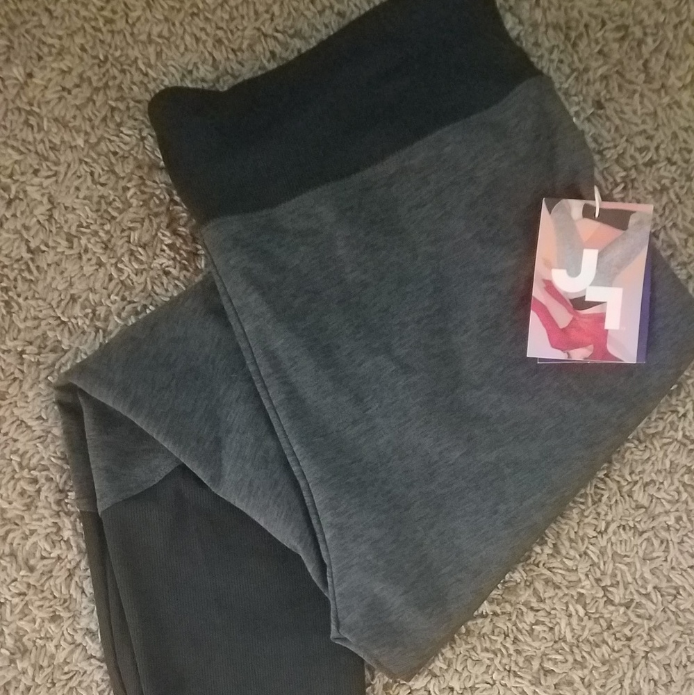 Mid rise leggings